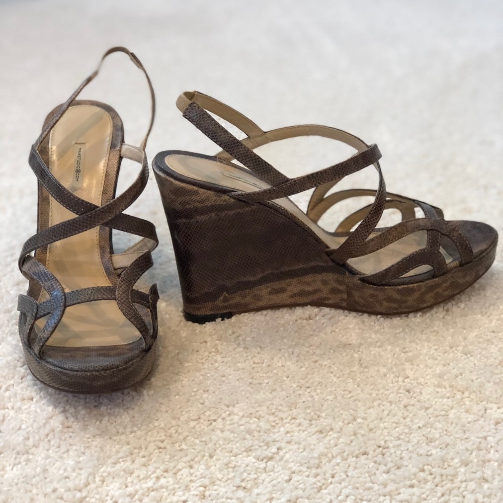 Max Studio Wedge Sandal